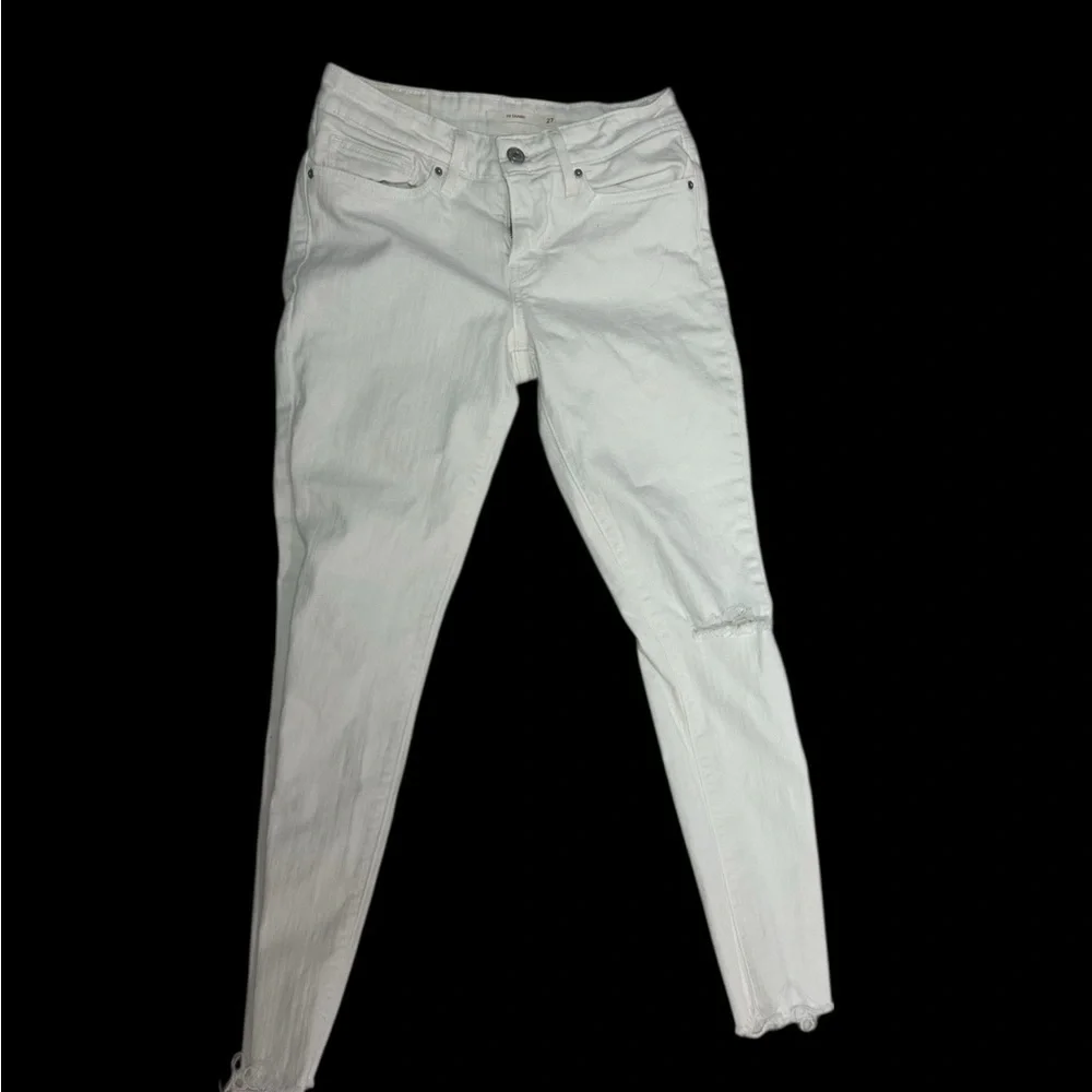 Elegant White Ripped Skinny Jeans for Women